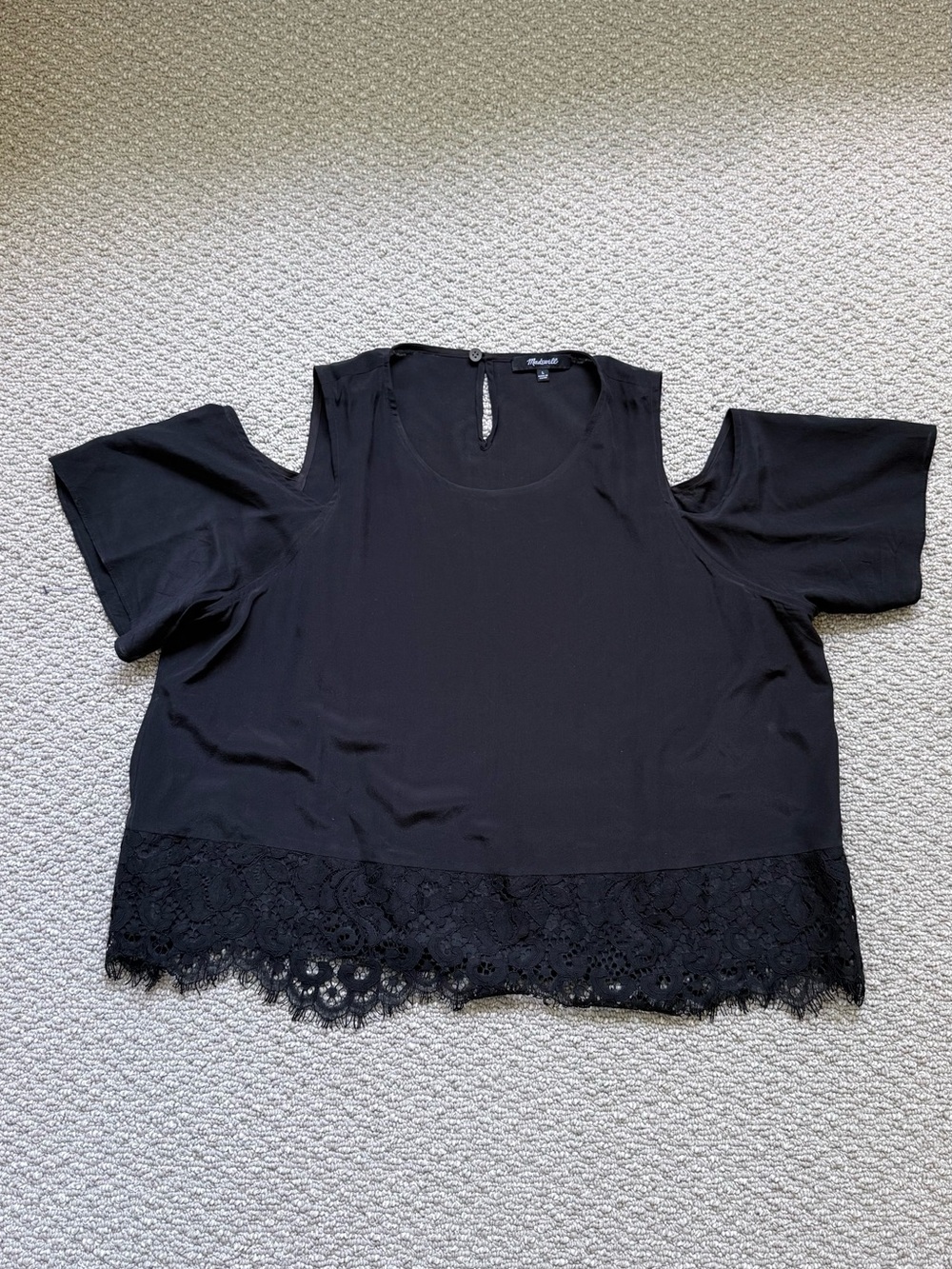 Women’s Black Cutout Shoulder Blouse Large Lace Trim Short Sleeve Top